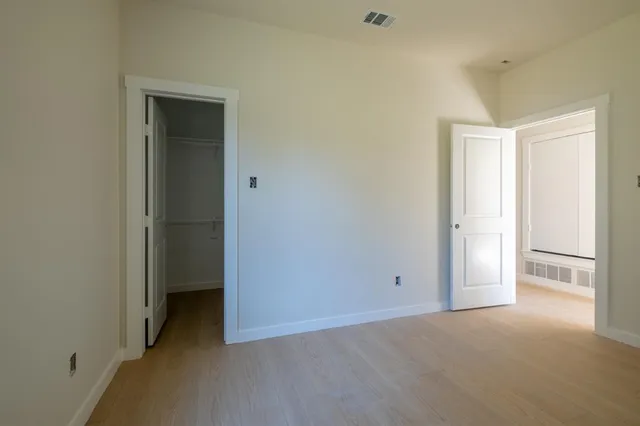 $359,900 | 2512 Oxford Avenue, Fort Worth, TX 76106