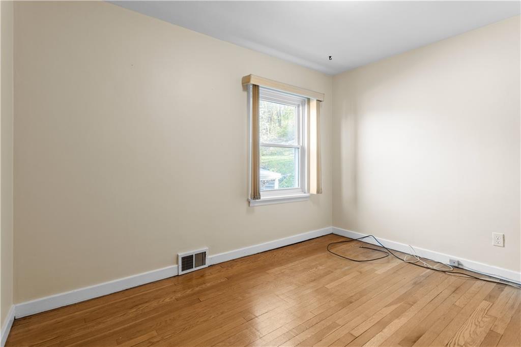 612 Cascade Road Pittsburgh, PA 15221 - Photo 23 of 32 Gallery Image 23