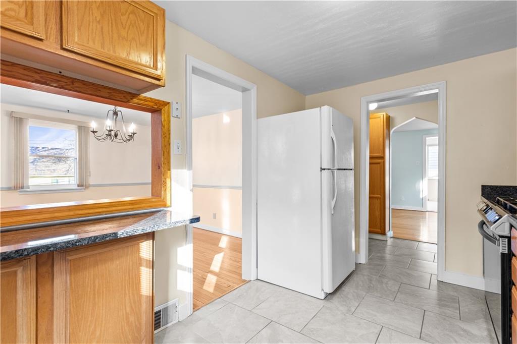 612 Cascade Road Pittsburgh, PA 15221 - Photo 10 of 32 Gallery Image 10