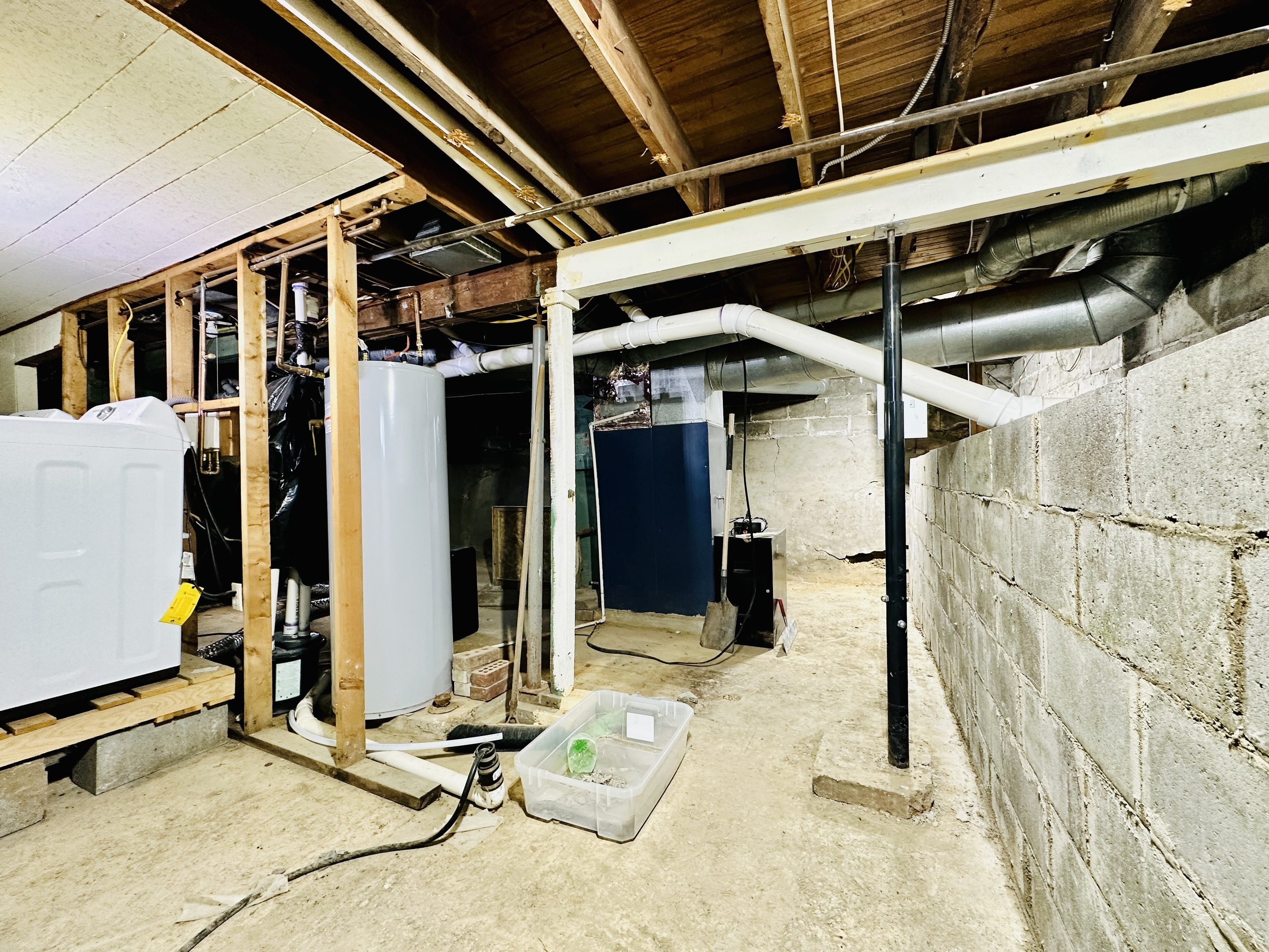 4641 Thompson Road Indianapolis, IN 46221 - Photo 8 of 14 Gallery Image 8