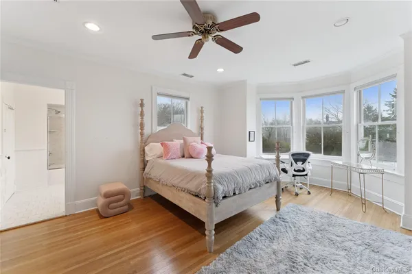 $2,995,000 | 127 Senix Avenue, Center Moriches, NY 11934