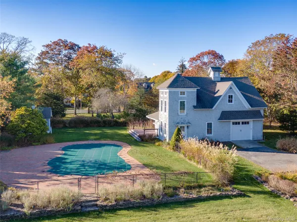 $2,995,000 | 127 Senix Avenue, Center Moriches, NY 11934