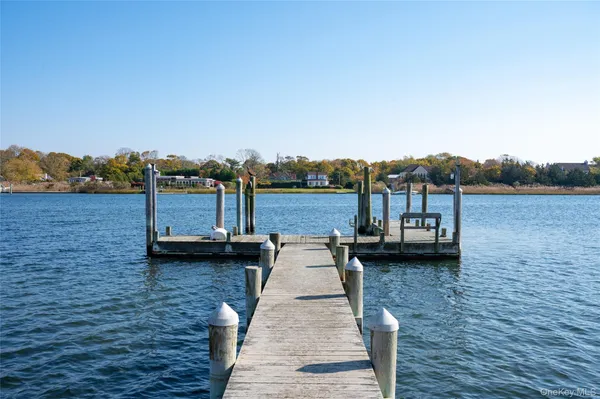 $2,995,000 | 127 Senix Avenue, Center Moriches, NY 11934