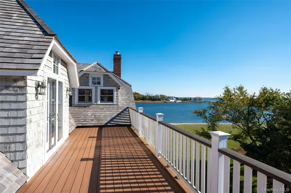 $2,995,000 | 127 Senix Avenue, Center Moriches, NY 11934