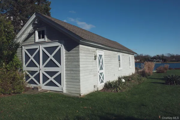 $2,995,000 | 127 Senix Avenue, Center Moriches, NY 11934