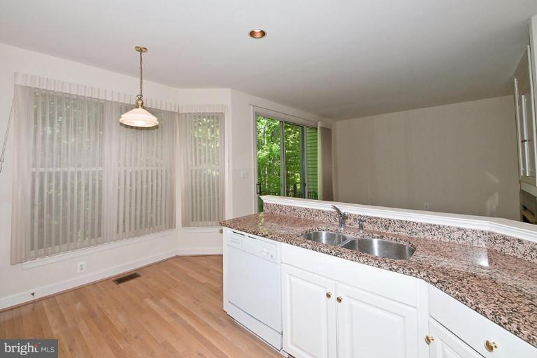 11500 Waterhaven Court Reston, VA 20190 - Photo 16 of 21 Kitchen #2