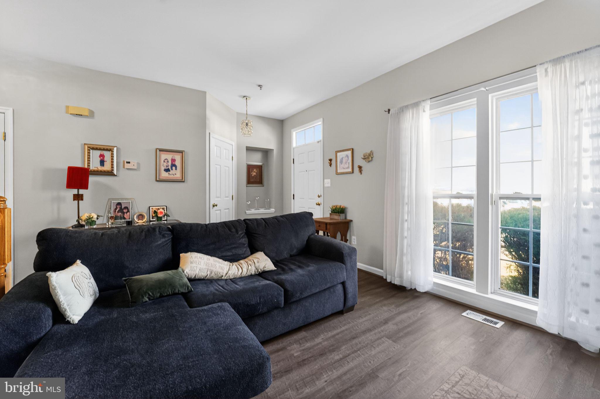6509 Carston Court Frederick, MD 21703 - Photo 15 of 34 Family room off kitchen