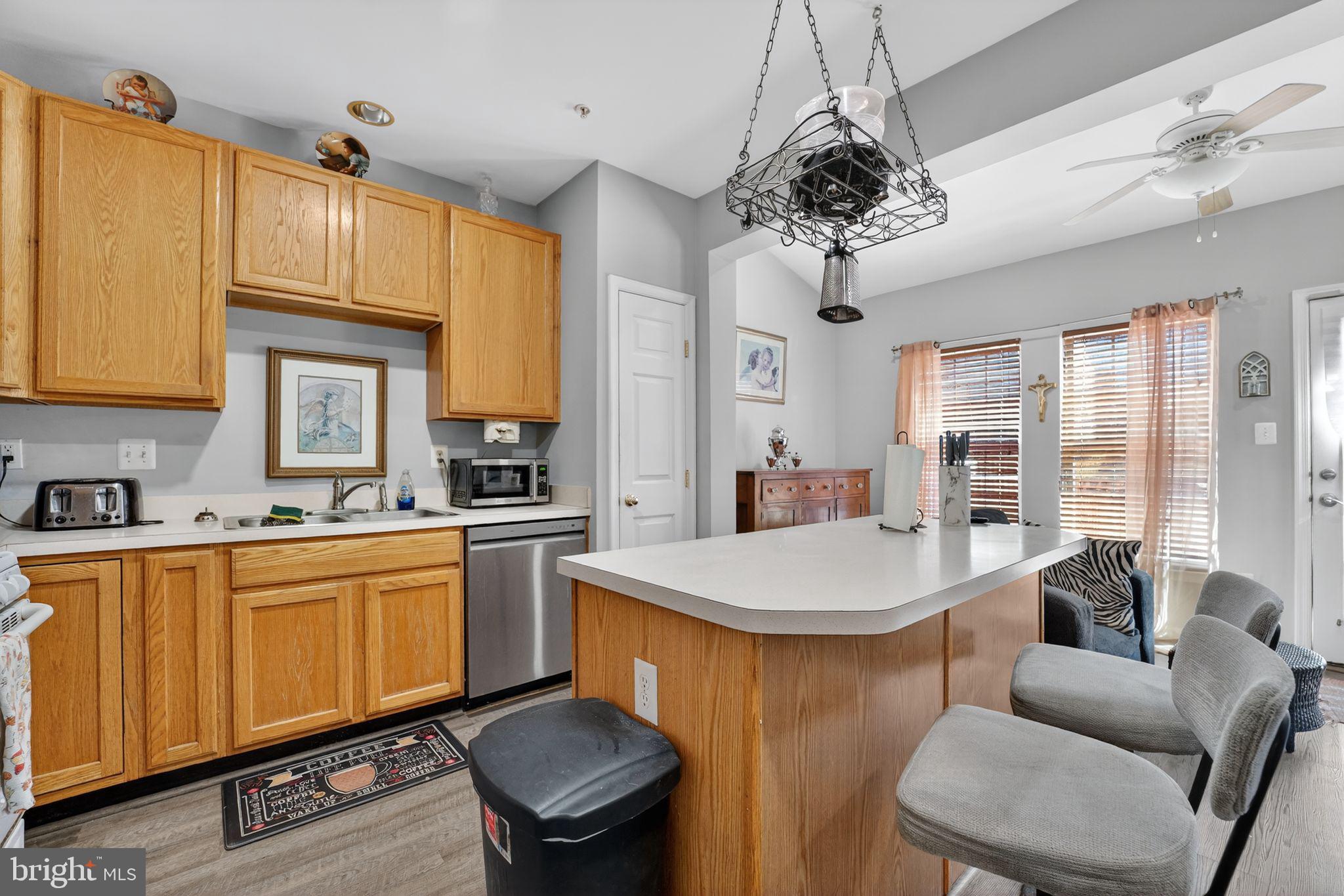 6509 Carston Court Frederick, MD 21703 - Photo 9 of 34 Kitchen