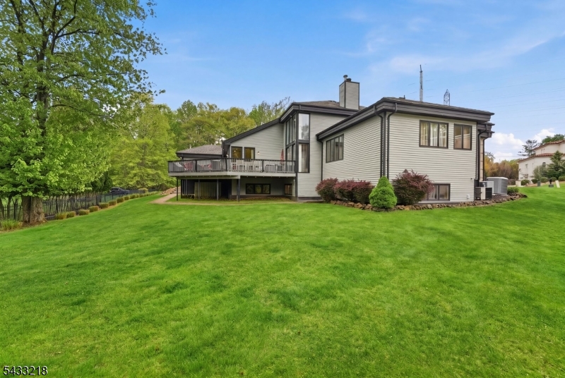 1 Timber Rock Court Cedar Grove, NJ 07009 - Photo 33 of 40