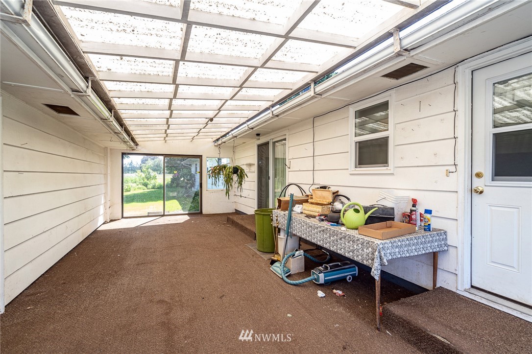 536 Brown Road East Chehalis, WA 98532 - Photo 21 of 38 a outdoor space with furniture