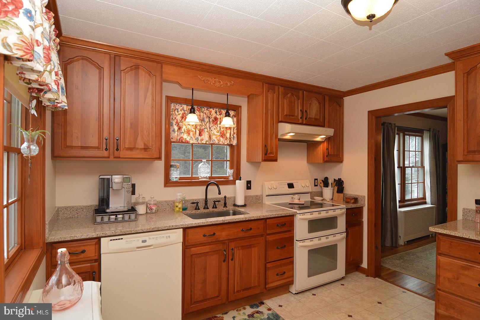 44 Park Road Reading, PA 19609 - Photo 10 of 28 Gallery Image 10