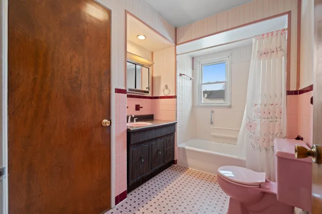 $589,000 | 14 Pembrook Drive, Kenilworth, NJ 07033