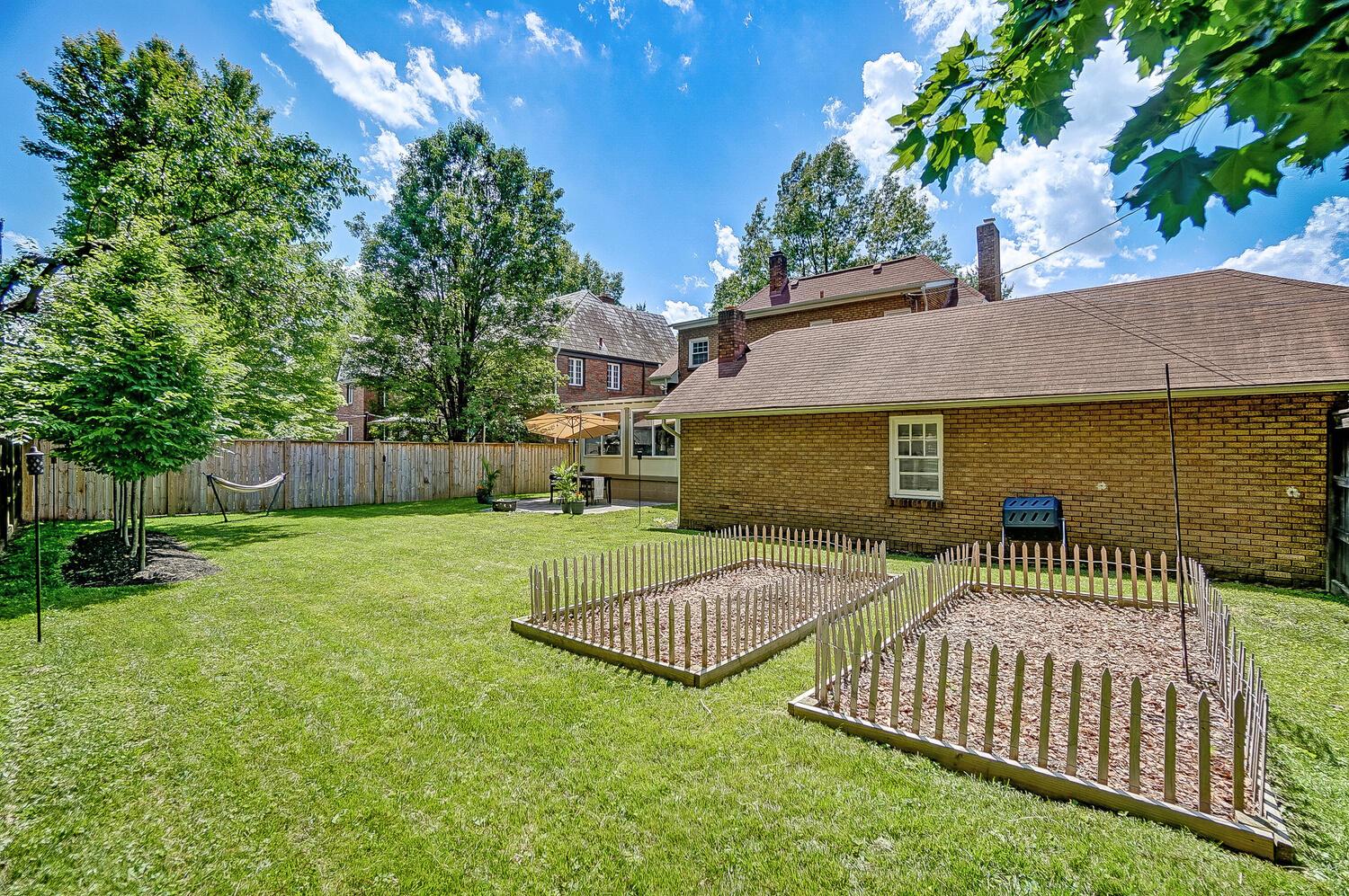 1885 Bryden Road Columbus, OH 43205 - Photo 35 of 45 Garden area