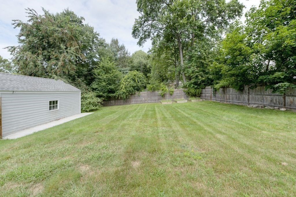25 Dogwood Road Worcester, MA 01606 - Photo 24 of 25 Gallery Image 24