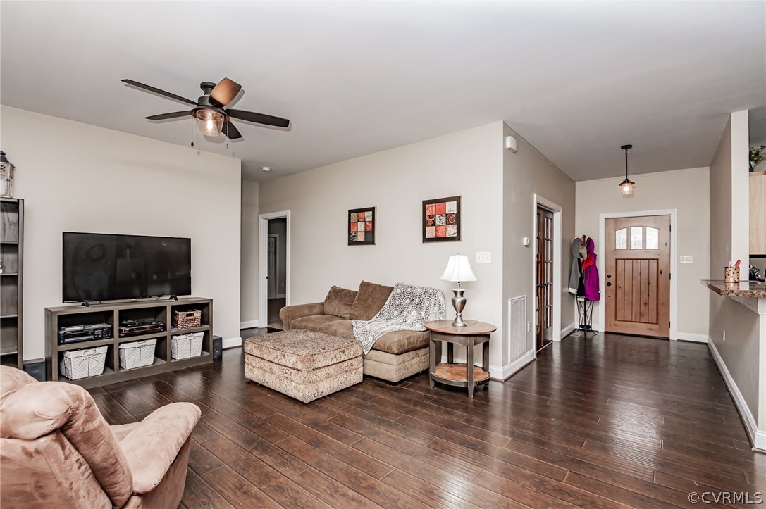 11861 Steel Trap Road New Kent, VA 23124 - Photo 7 of 33 Gallery Image 7