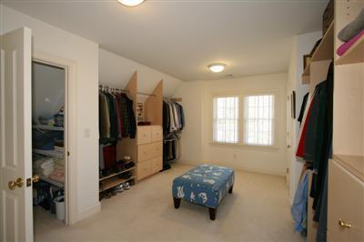 15 Elgin Road Pocasset, MA 02559 - Photo 22 of 29 a livingroom with window and furniture
