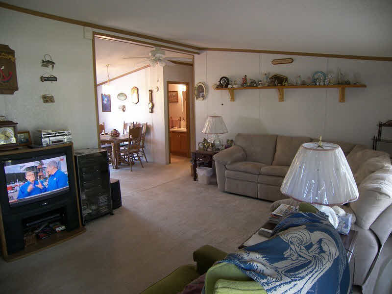 201 1st Street Ina, IL 62846 - Photo 3 of 16