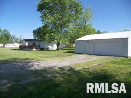 201 1st Street Ina, IL 62846 - Photo 9 of 16