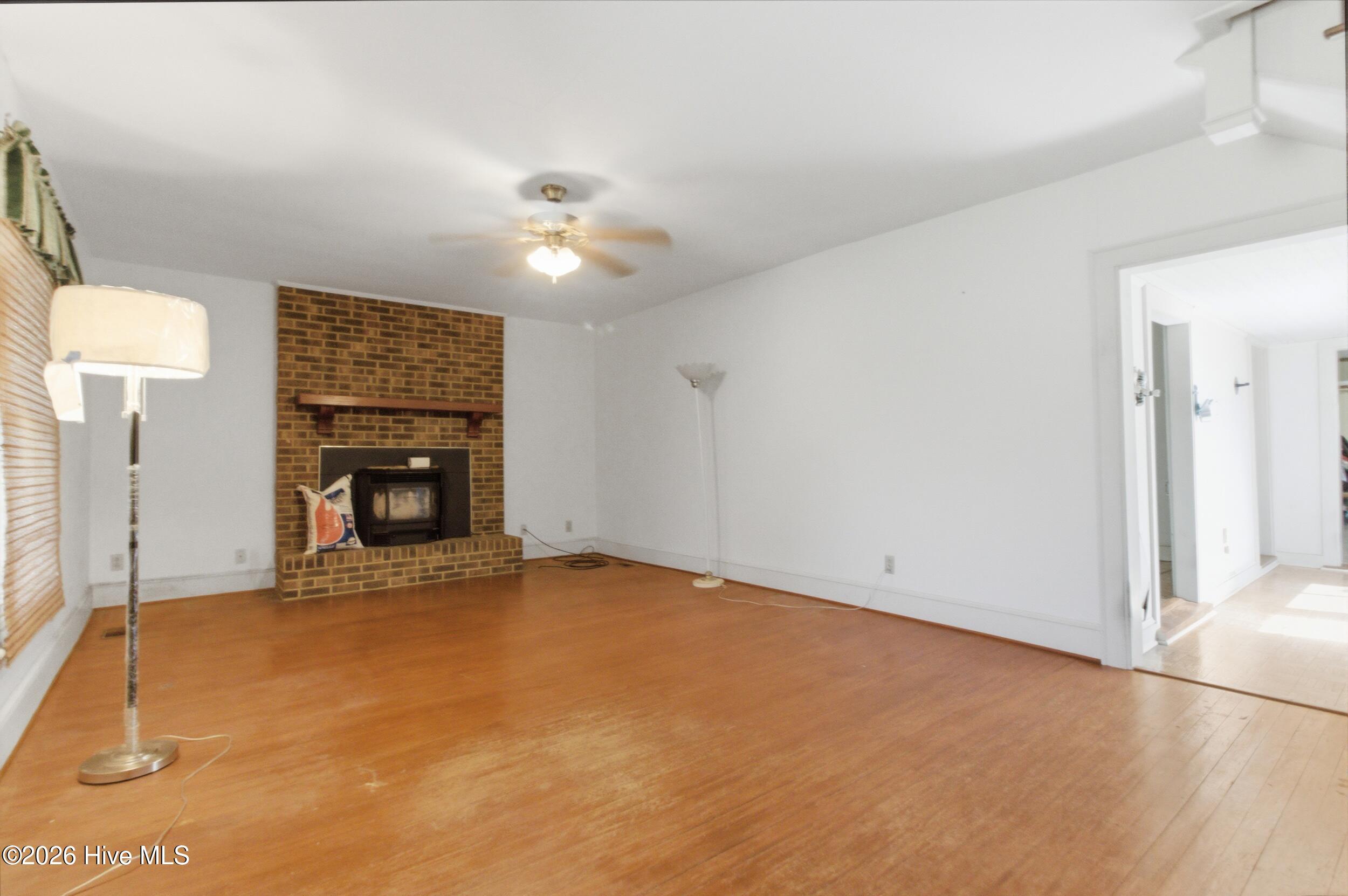101 Beech Ridge Road Camden, NC 27921 - Photo 5 of 40 Livingroom