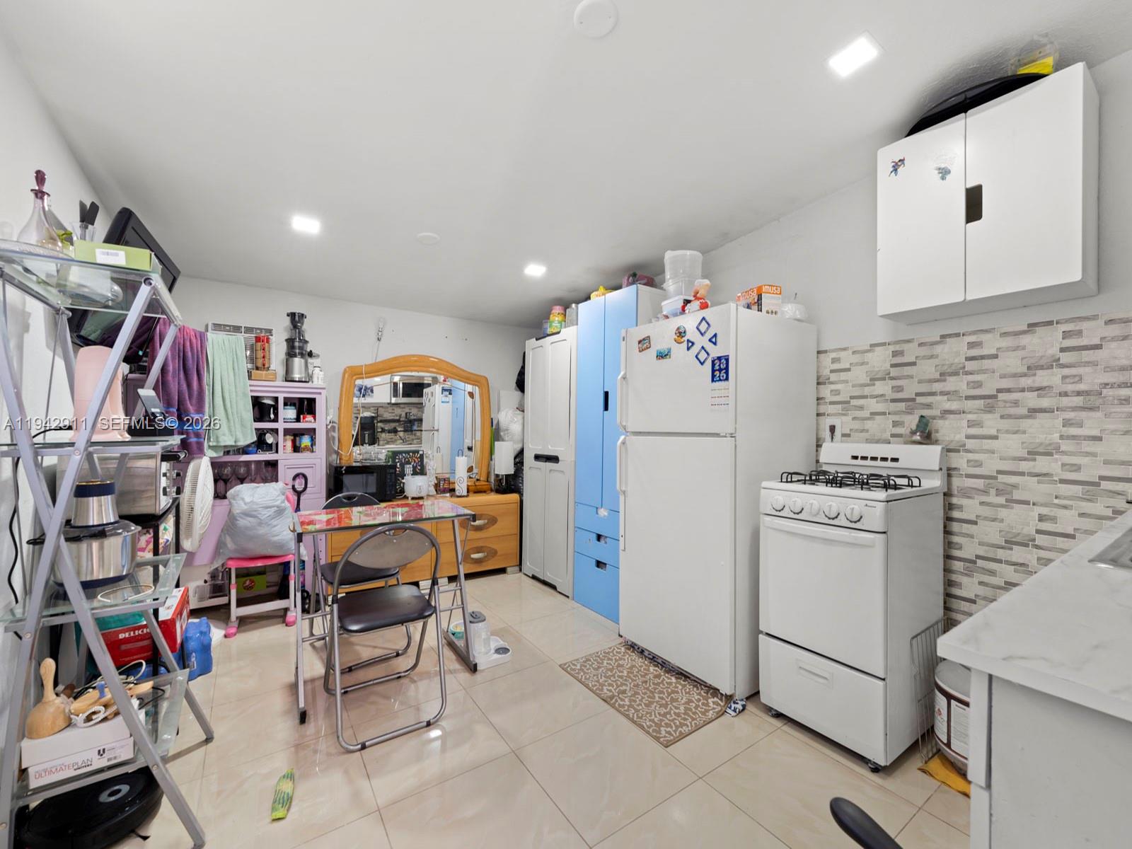 355 West 62nd Street Hialeah, FL 33012 - Photo 26 of 44 Photo 26