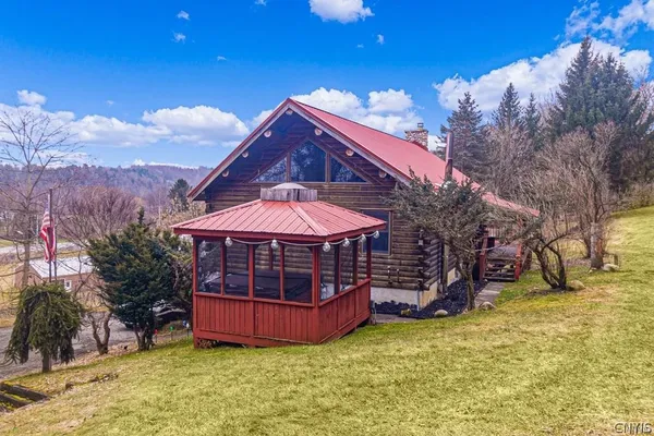 $685,000 | 3391 Highway 28, Herkimer, NY 13350