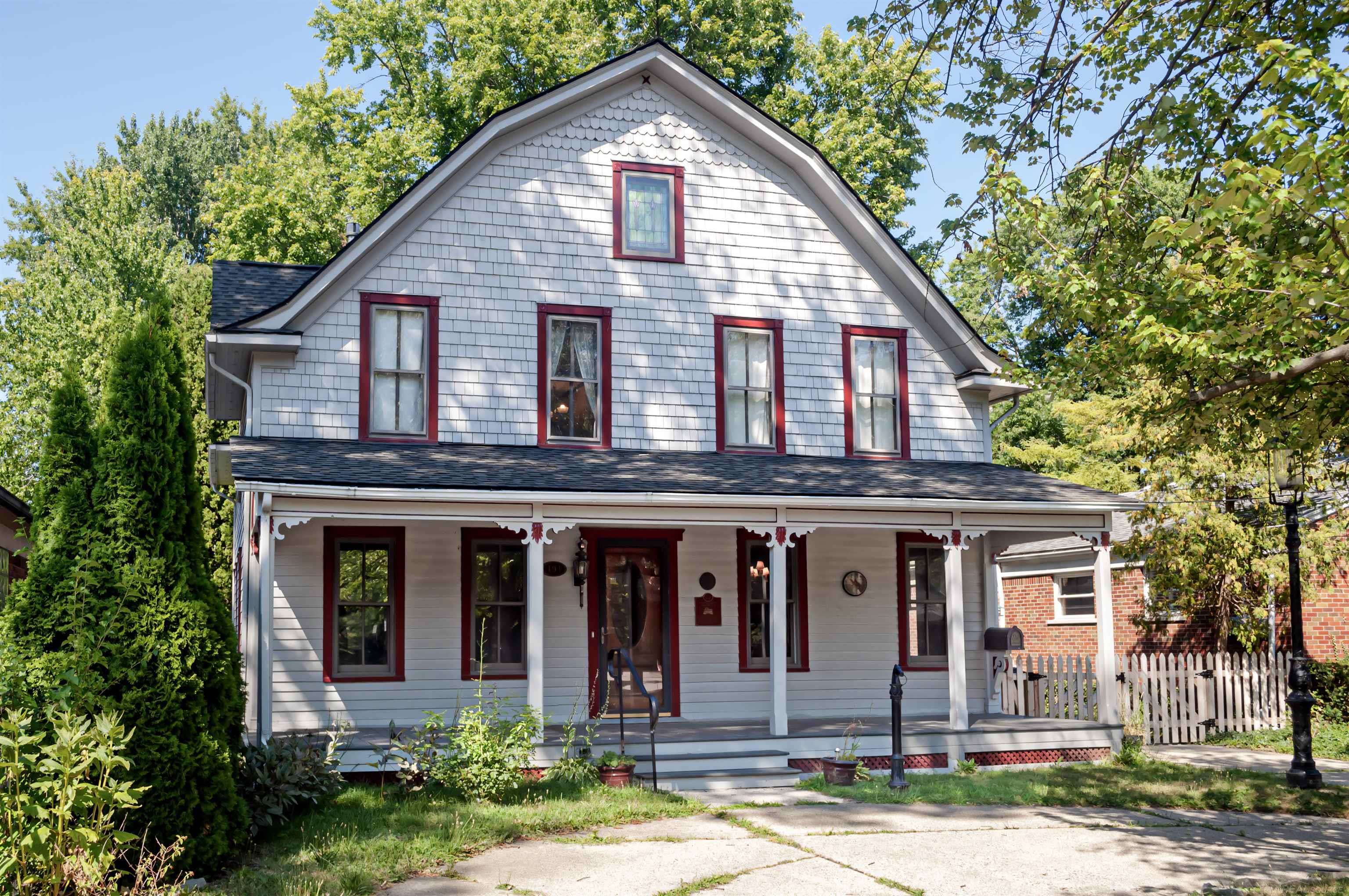 194 Moross Road Grosse Pointe, MI 48236 - Photo 1 of 64 50218137-076cbe40-8620-4ce1-a10d-30f5a5fd1c58.JPG