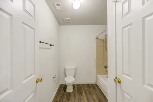 $2,500 | 18434 Ranch View Trail, Houston, TX 77073