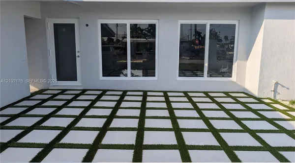 $798,000 | 1201 West 60th Terrace, Hialeah, FL 33012