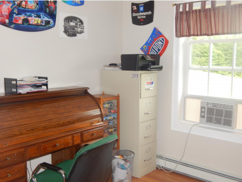 112 Belaski Road Windsor, VT 05089 - Photo 8 of 22 Gallery Image 8