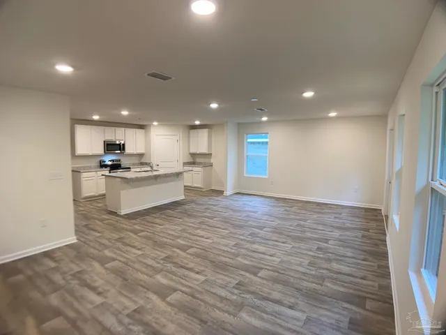 $279,900 | 6468 Firefly Drive, Milton, FL 32583