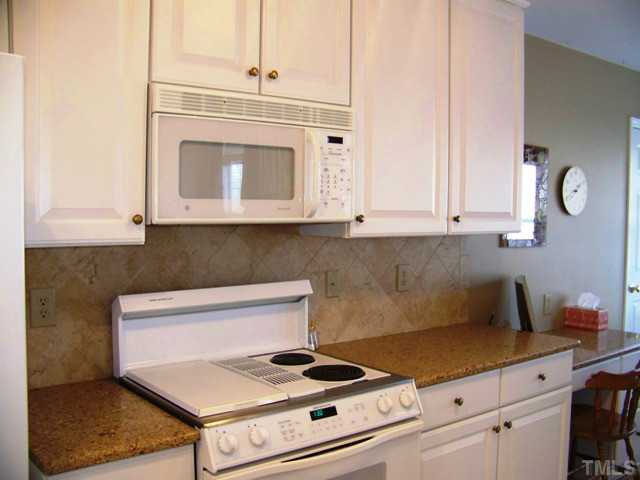 8408 Metronome Lane Raleigh, NC 27613 - Photo 3 of 25