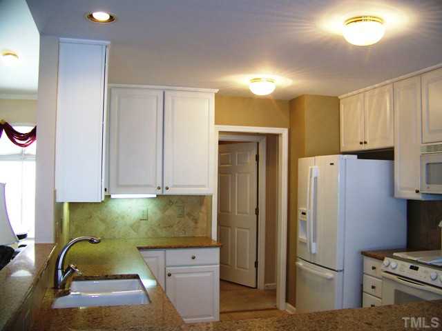 8408 Metronome Lane Raleigh, NC 27613 - Photo 4 of 25