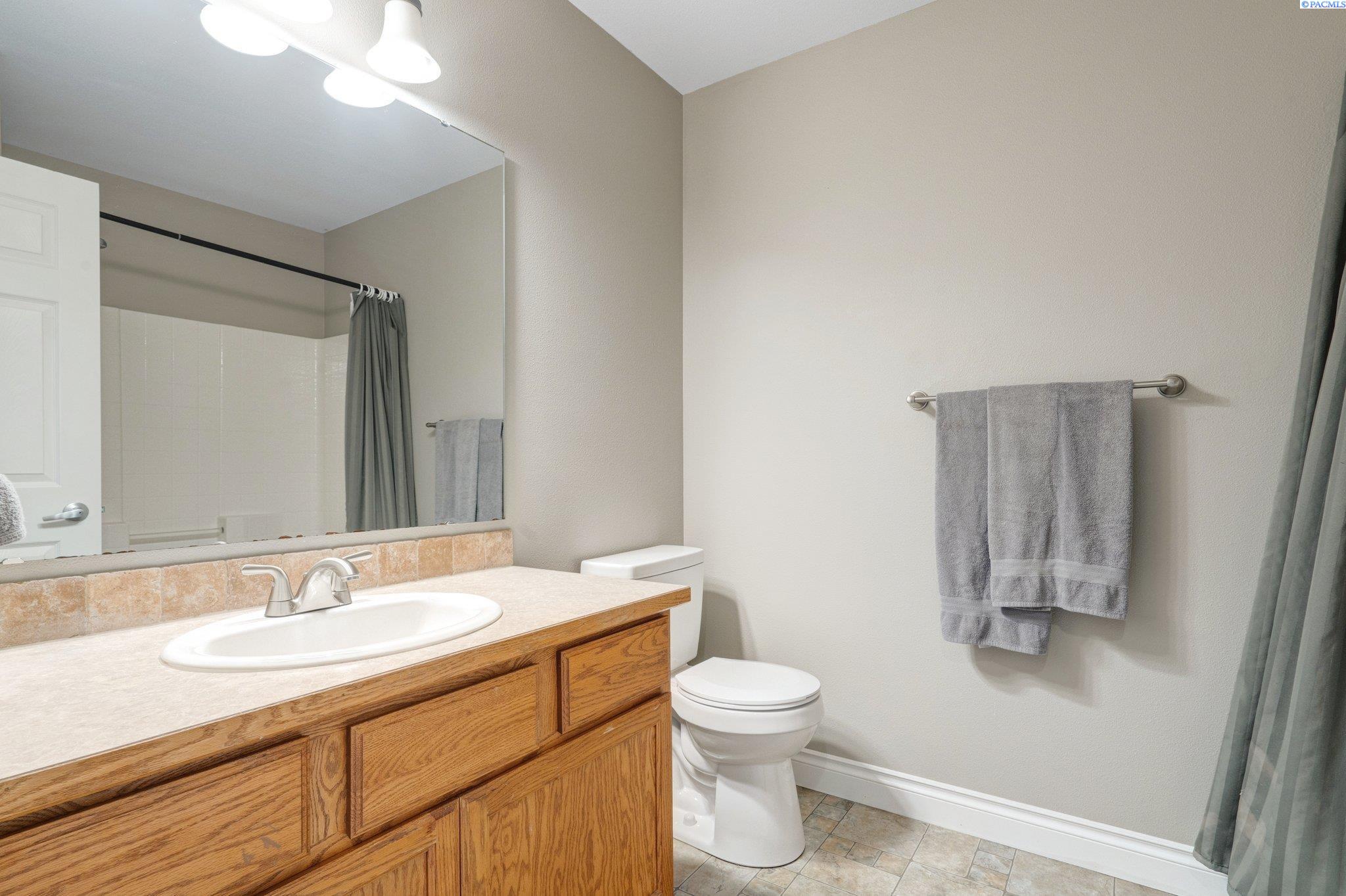 96907 East Ridgeview Drive Kennewick, WA 99338 - Photo 35 of 50 Gallery Image 35