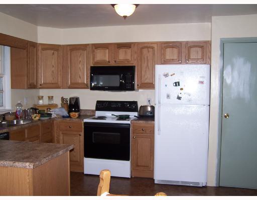 271 Sposato Road Washington, PA 15301 - Photo 7 of 7 Kitchen.