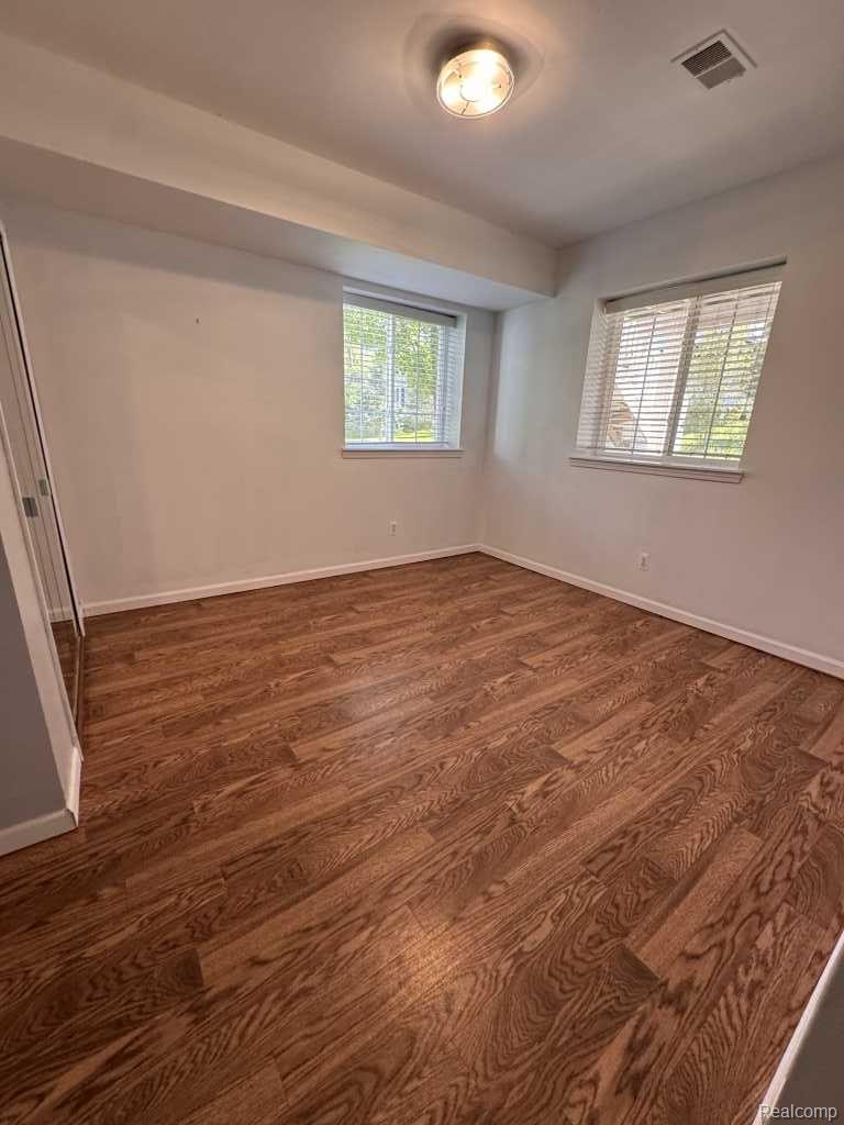 124 Champlain Boulevard Howell, MI 48843 - Photo 24 of 31 124-Champlain-Blvd-24.jpg