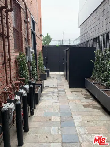 $1,900 | 914 North Fairfax Avenue, Unit 201, West Hollywood, CA 90046