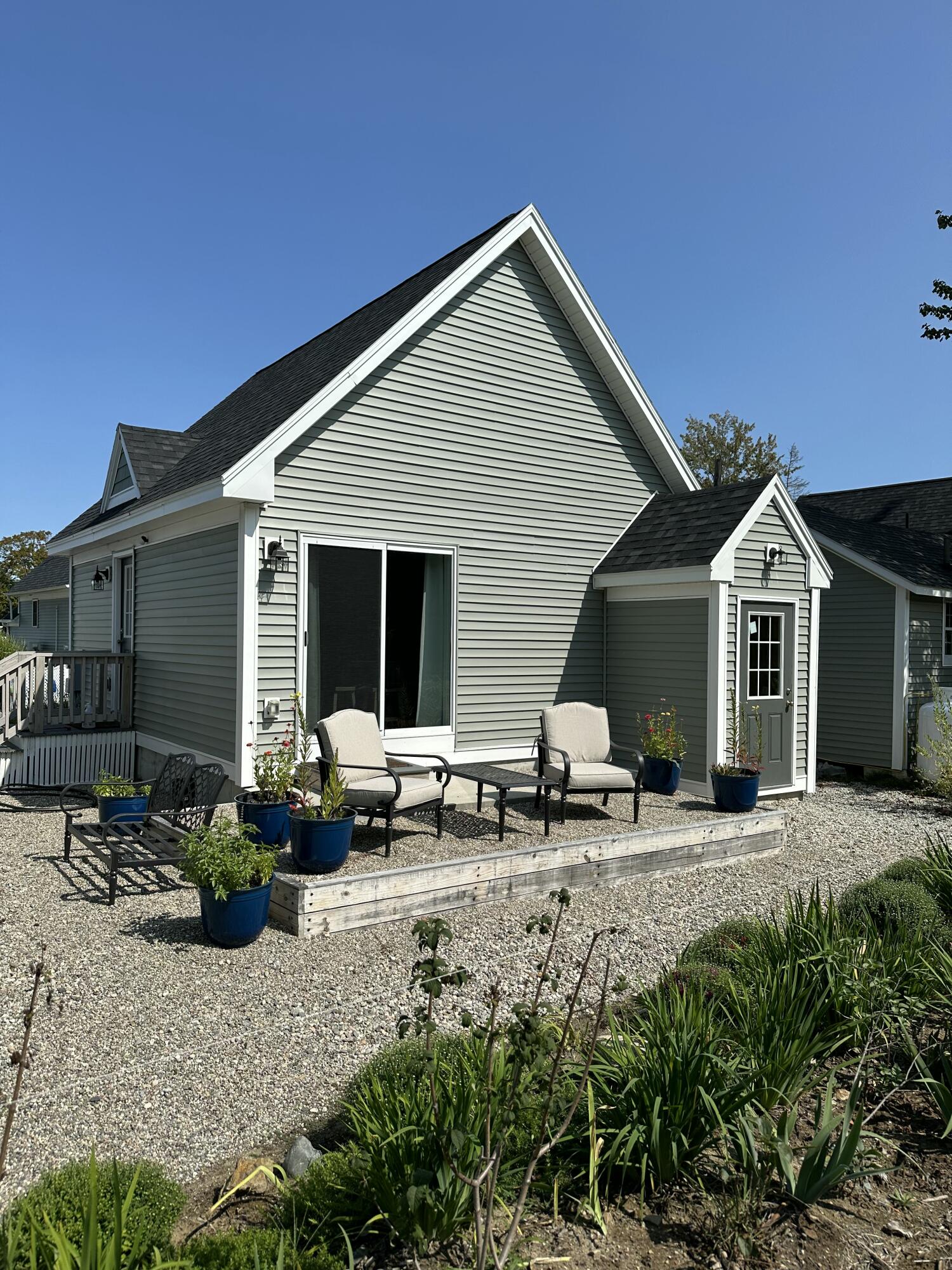 994 Portland Road, Unit 6 Saco, ME 04072 - Photo 23 of 35 IMG_2368-preview