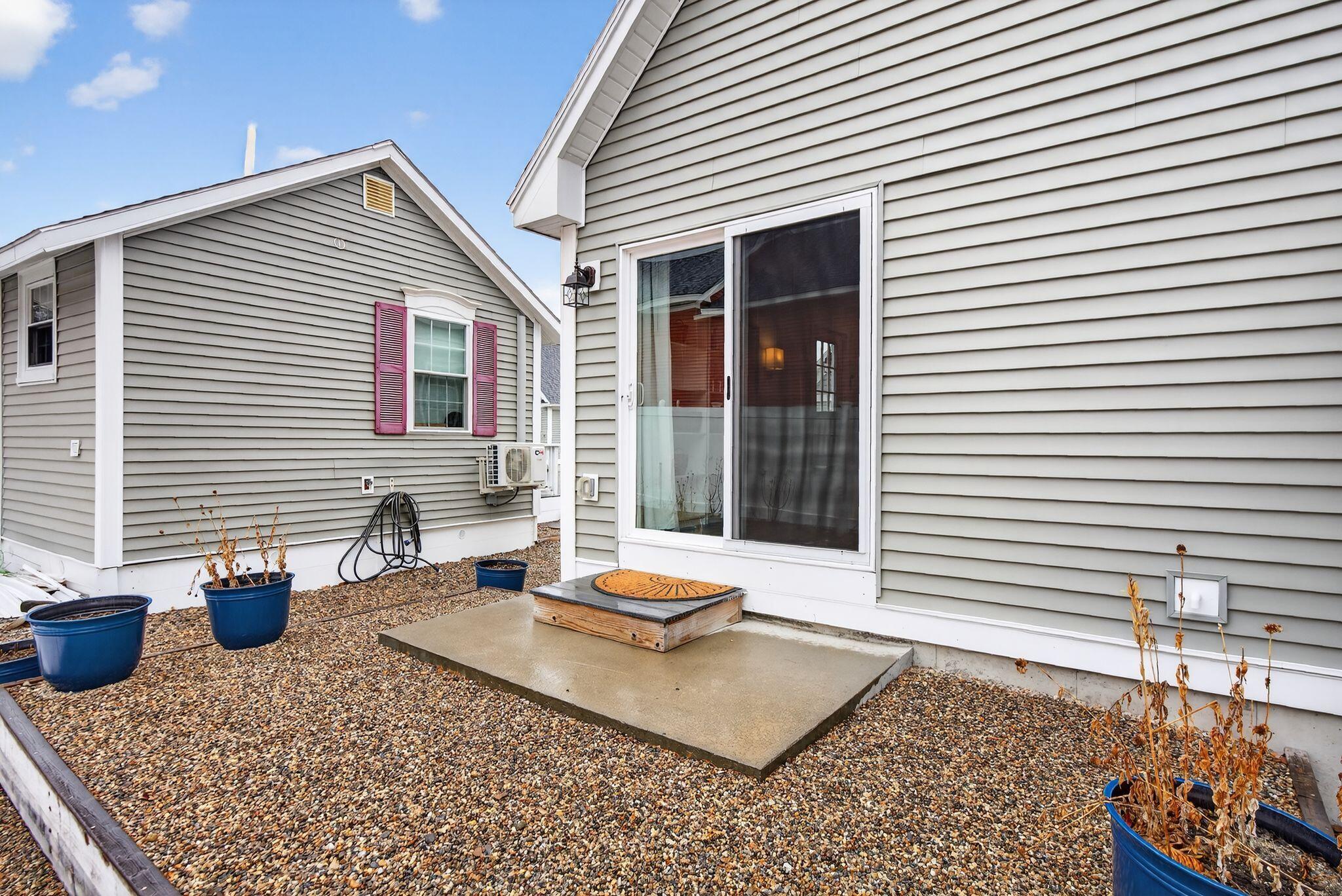 994 Portland Road, Unit 6 Saco, ME 04072 - Photo 24 of 35 2_DSC00996