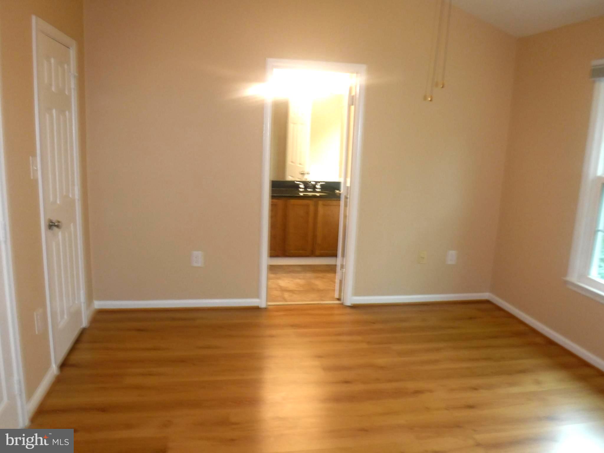 8714 Wadebrook Terrace Springfield, VA 22153 - Photo 20 of 35 Master Bedroom-Upper Level