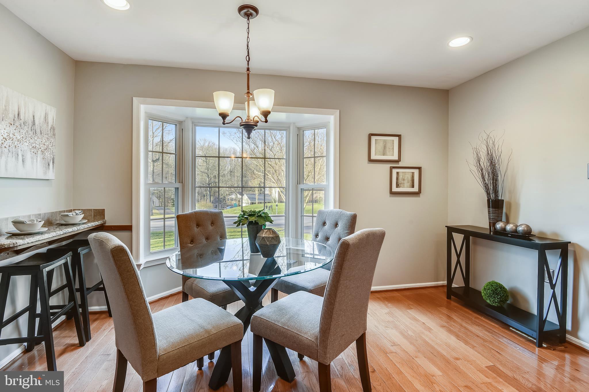 3221 Miller Heights Road Oakton, VA 22124 - Photo 20 of 60 Breakfast Nook & Breakfast Bar with Bay Window,