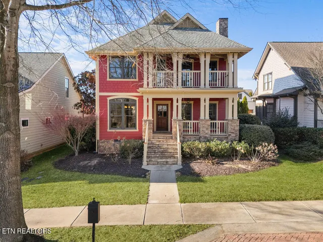 $725,000 | 748 Bobcat Run Drive, Loudon, TN 37774