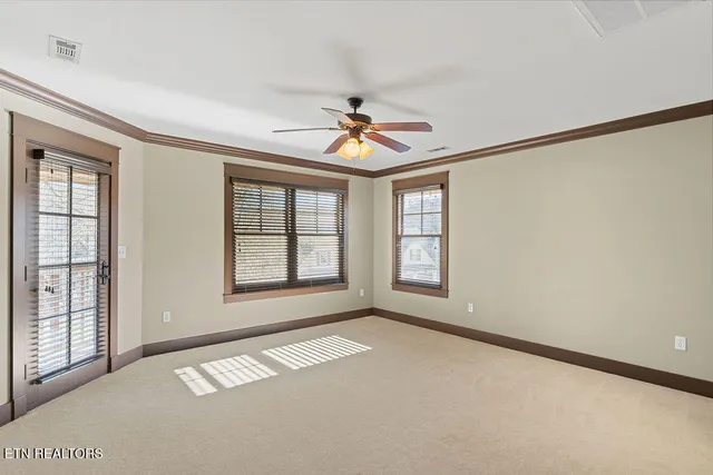 $725,000 | 748 Bobcat Run Drive, Loudon, TN 37774