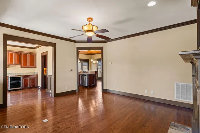 $725,000 | 748 Bobcat Run Drive, Loudon, TN 37774