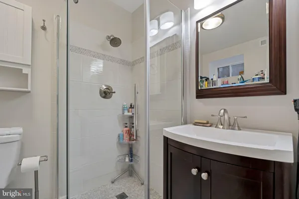 $3,400 | 3043 South Abingdon Street, Arlington, VA 22206