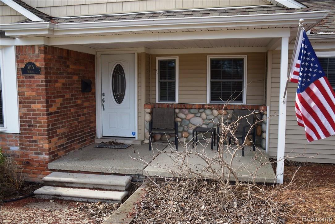 385 Moross Road Grosse Pointe, MI 48236 - Photo 6 of 75 6.JPG
