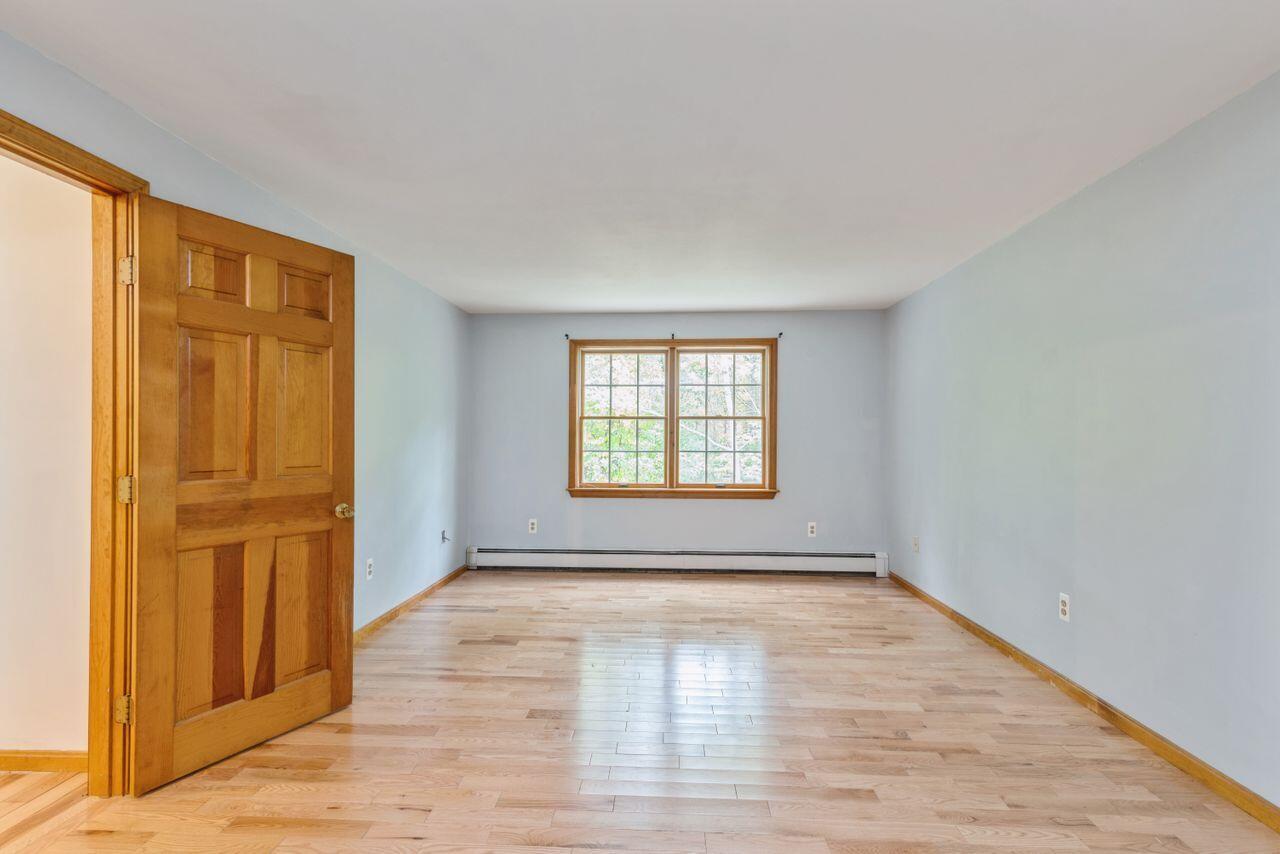 19 Beech Ridge Road Eliot, ME 03903 - Photo 21 of 32 26_19BeechRidgeRd_2034_HiRes