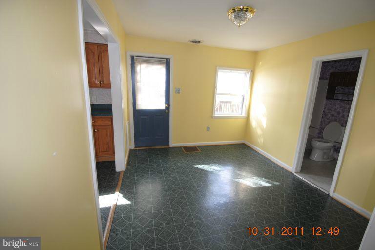 721 Green Spring Road Winchester, VA 22603 - Photo 8 of 18 Dining Room