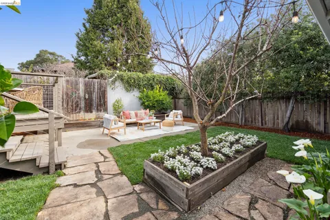 $1,195,000 | 5360 Boyd Avenue, Oakland, CA 94618