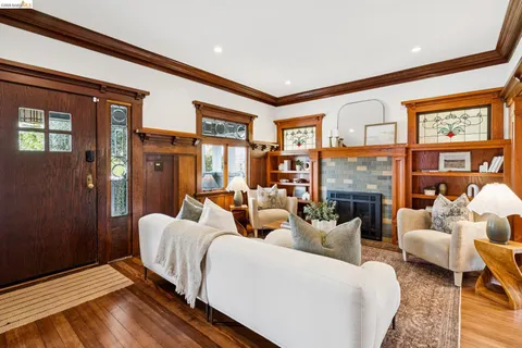 $1,195,000 | 5360 Boyd Avenue, Oakland, CA 94618