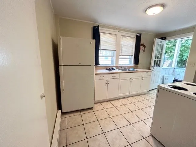 $1,575 | 19 Forest Street, Unit B, Weymouth, MA 02190